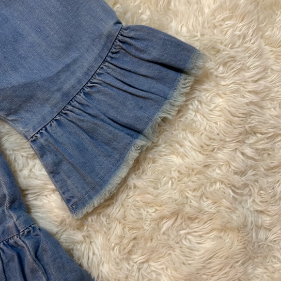 🦋BOHO DENIM OFF THE SHOULDERS KIDS TOP • FALLS CREEK SIZE LARGE 10/12🦋 - Picture 5 of 5